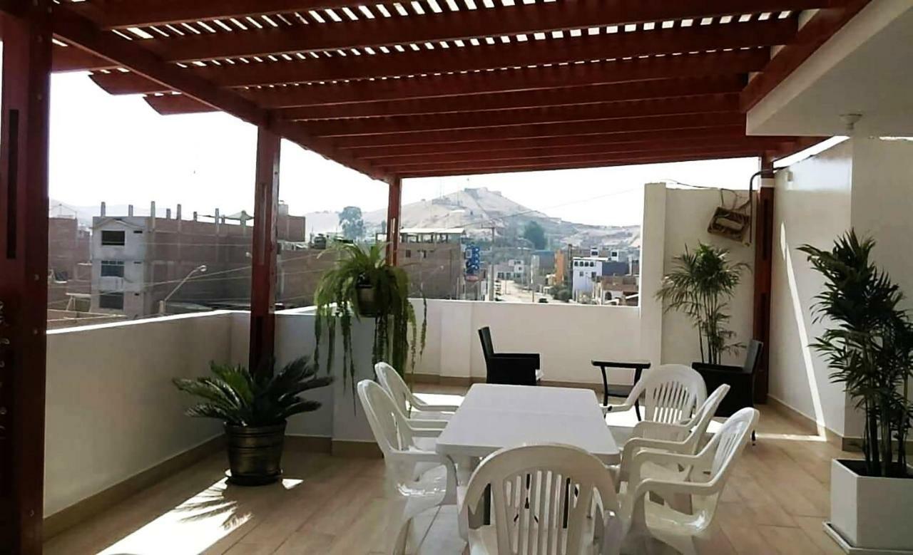 Hospedaje Luna Llena سان فيسينتي دي كانيتي المظهر الخارجي الصورة